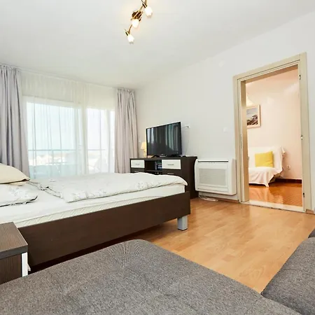 Grdelina Apartment