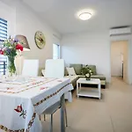 Apartamento Grdelina *