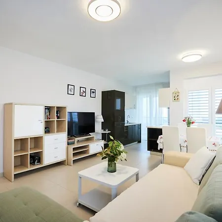Grdelina Apartman Supetar
